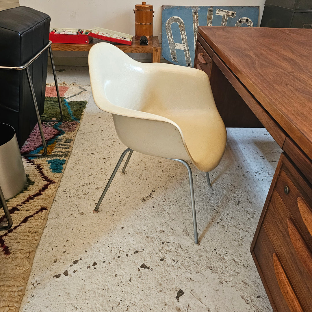 Herman Miller Shell Chair