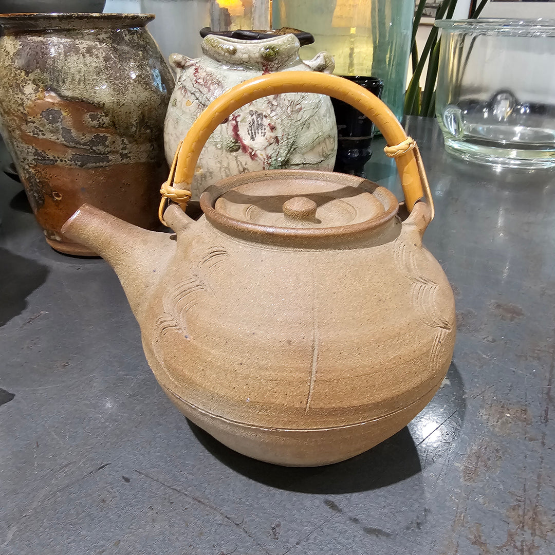 Darnell Bowmen Teapot