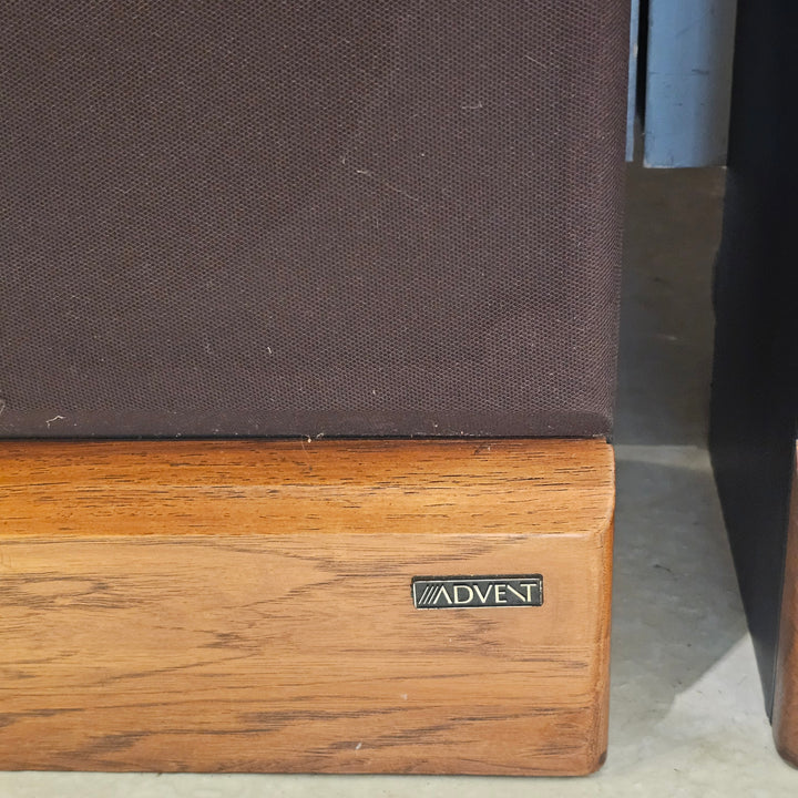 Pair of ADVENT Maestro A-1012 Speakers