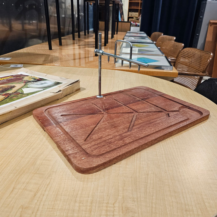 Carving Board w/ Roast Holder