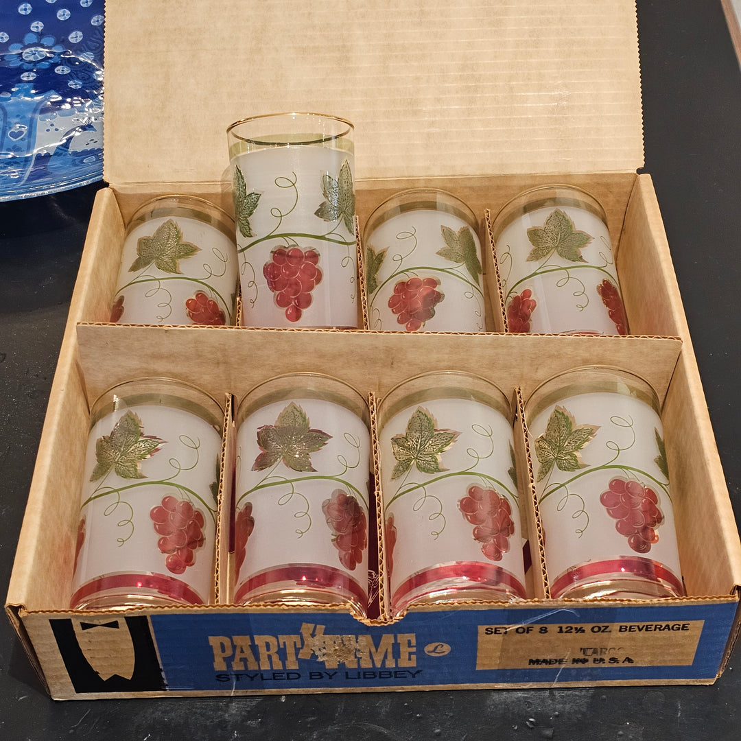 Set of 8 Libbey Largo Hiball Glasses w/Box