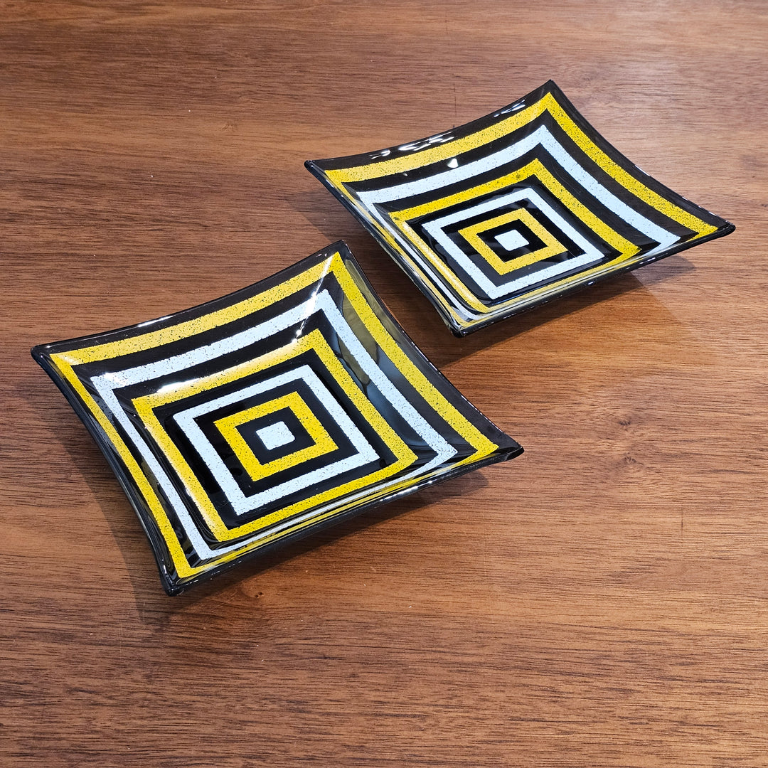 Concentric Square Yellow and Black Plate