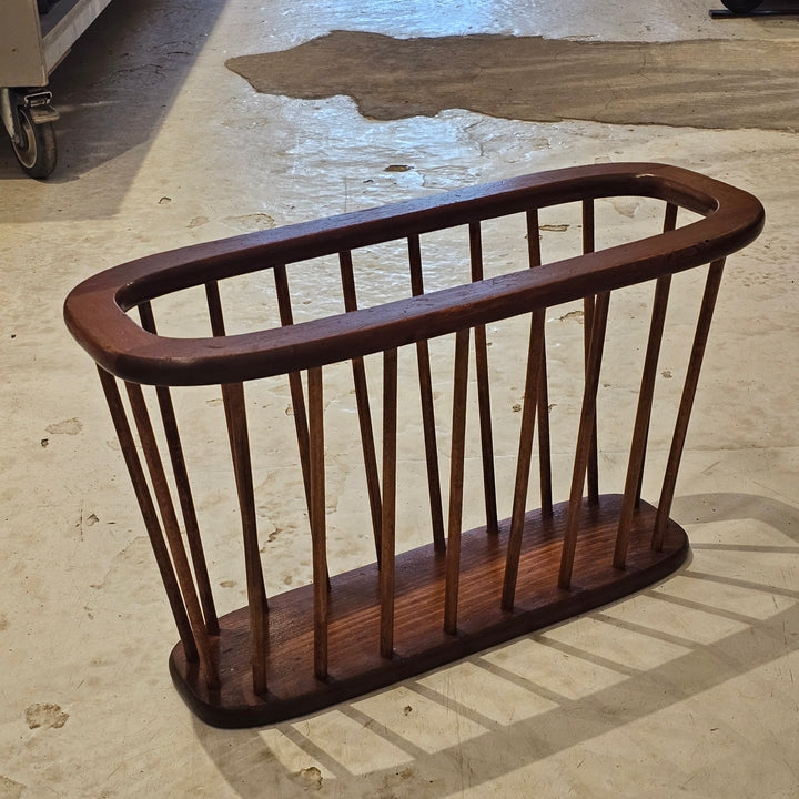 MCM Magazine Rack